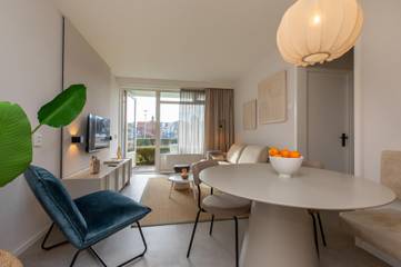 Ferienwohnung für 3 Personen, mit Balkon/Terrasse und Terrasse in Zoutelande