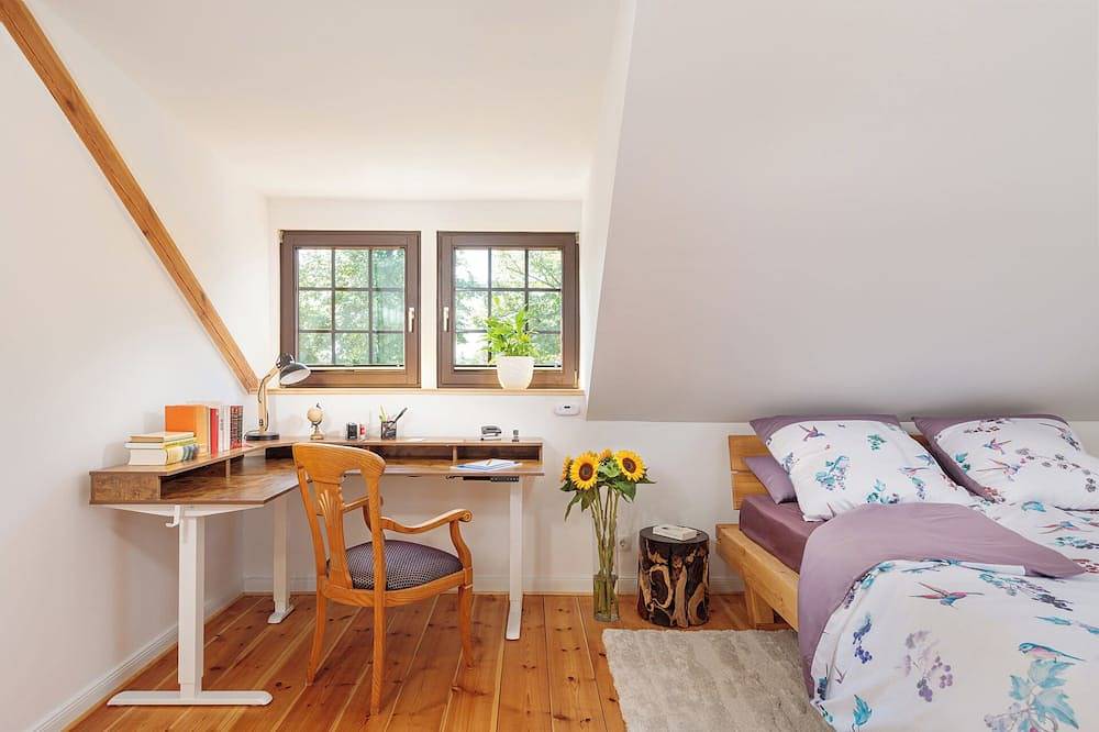 Ganze Wohnung, Schwalbenloft: Großzügige Wohnung mit Sauna und Whirlpool-Doppelbadewanne in Geltow, Schwielowsee