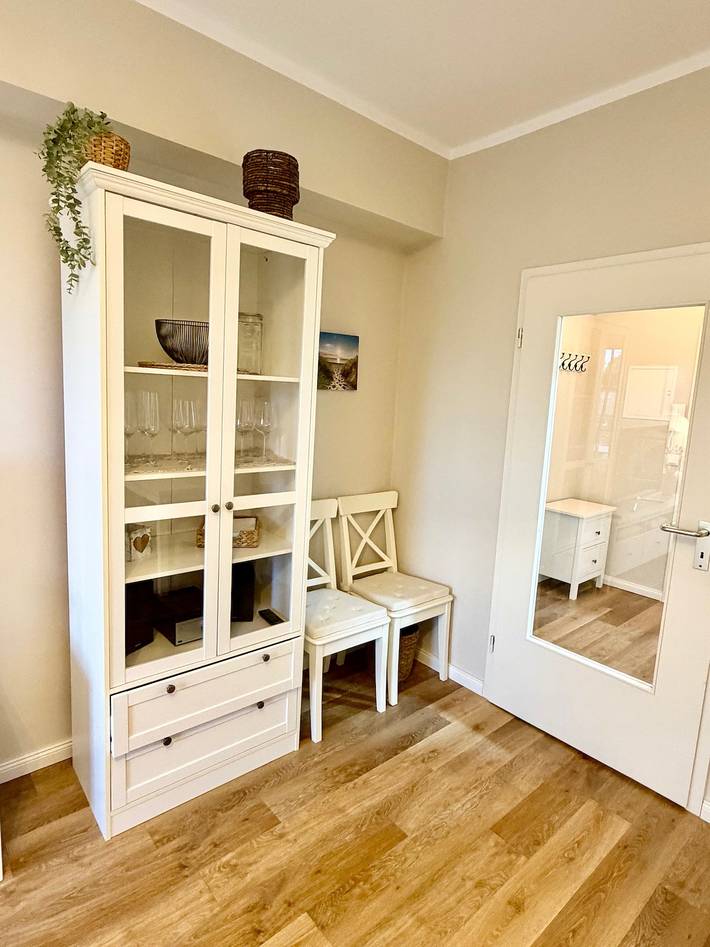Ganze Wohnung, Apartment „Ostsee-Glück“ mit Meerblick, Balkon und Wlan in Ostseebad Travemünde, Lübeck