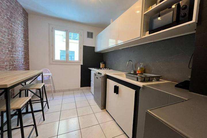 Gîte pour 6 personnes, avec balcon dans Office De Tourisme De Narbonne - 4