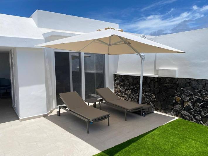 Ferienwohnung für 6 Personen, mit Garten und Ausblick sowie Pool - 1