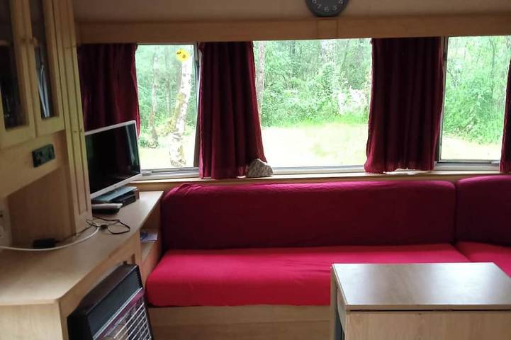 Mobil home pour 4 personnes dans Couret