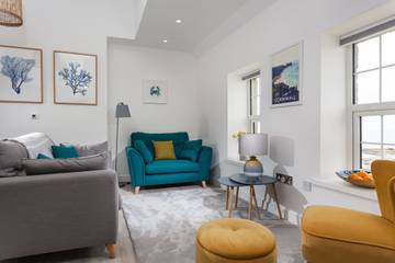 Cottage for 4 Guests in Porthleven, England, Picture 2