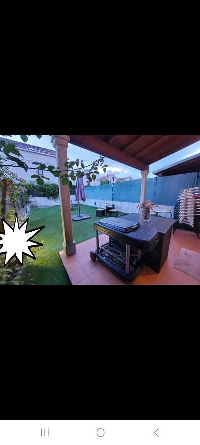 Apartamento para 10 personas, con Terraza y Jardín además de Piscina y Vistas en Pantón