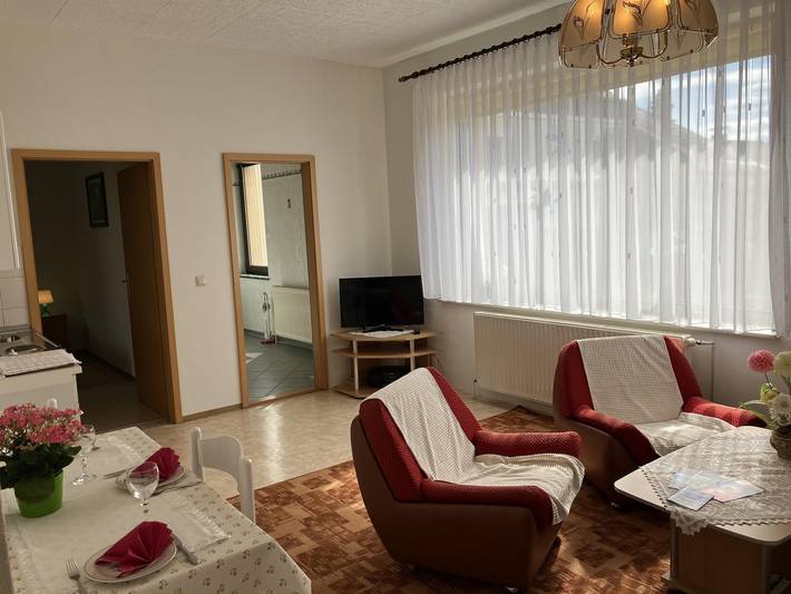 Ganze Ferienwohnung, Appartement/Fewo, Dusche, Wc, 2 Schlafräume in Geyer, Erzgebirge