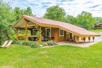 Maison de campagne pour 4 personnes, avec piscine et jardin à Mauroux