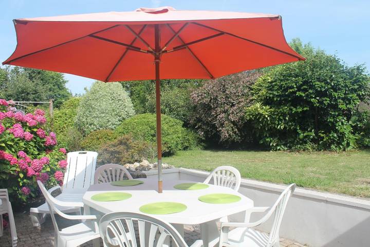 Gîte pour 5 personnes, avec Terrasse et Jardin à Plougoumelen