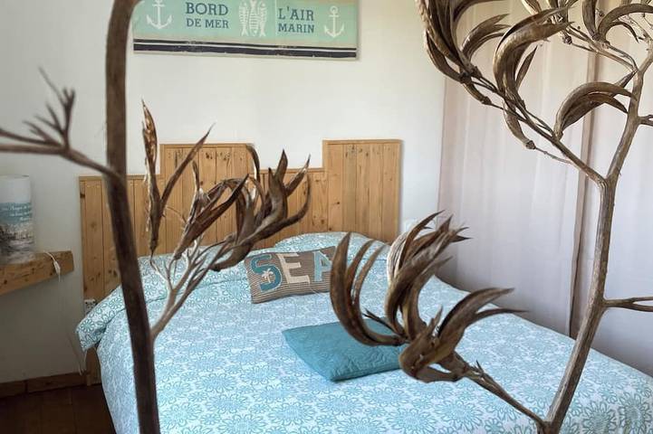 Location de vacances pour 8 personnes, avec jardin à Plounévez-Lochrist - 2