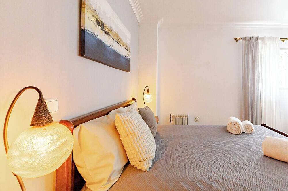 Private villa with sea views, private pool and games room in Ribeira d'Ilhas, Ericeira