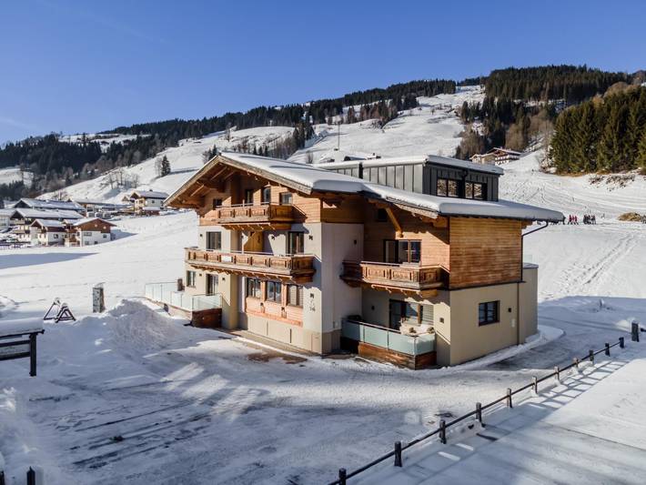 Vakantieappartement voor 11 personen, met sauna en balkon in Saalbach