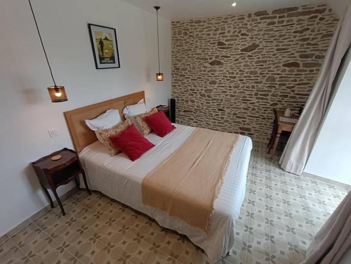 Chambre d’hôte pour 4 personnes, avec jardin et vue dans Ardevon - 2