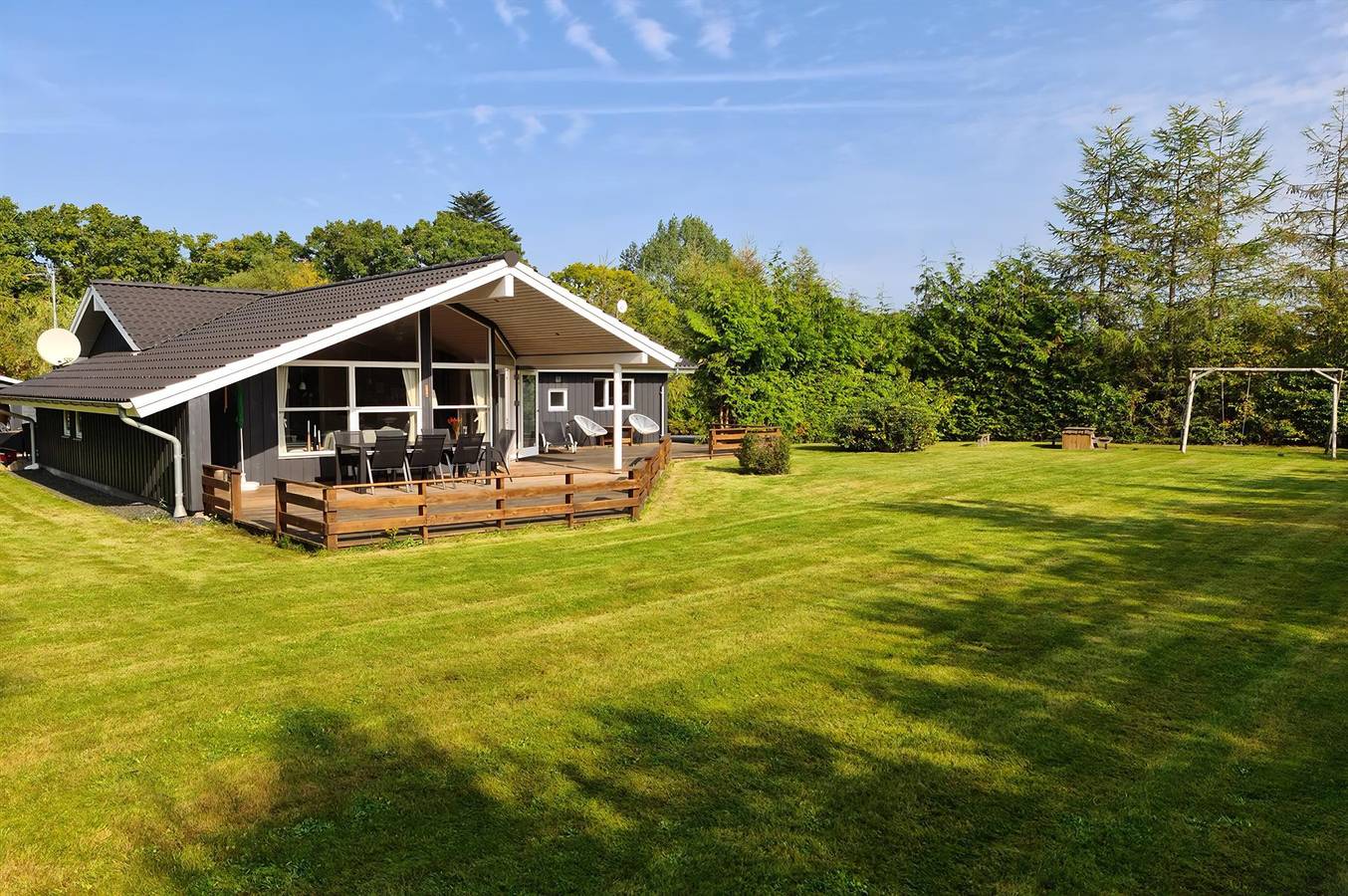 Home in Glesborg with sauna in Fjellerup Strand, Djursland