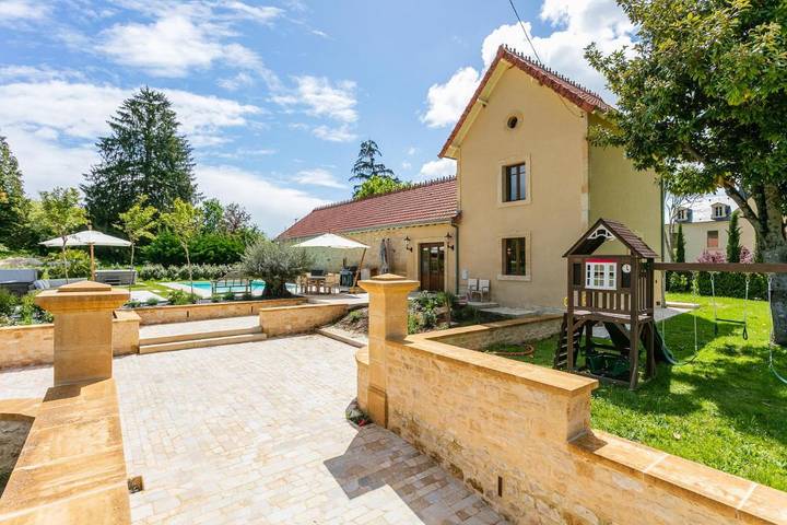 Maison de vacances pour 6 personnes, avec jacuzzi ainsi que jardin et piscine