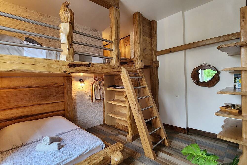 Ganze Wohnung, Unique Rustic Apartment in Puttelange-aux-Lacs, Saargemünd