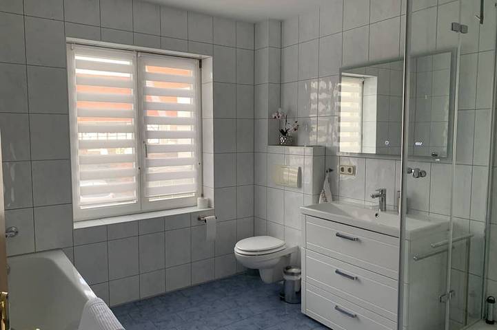 Ferienwohnung für 5 Personen, mit Balkon in Gotha - 4