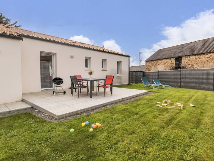 Gîte pour 4 personnes, avec Terrasse et Jardin dans Passay