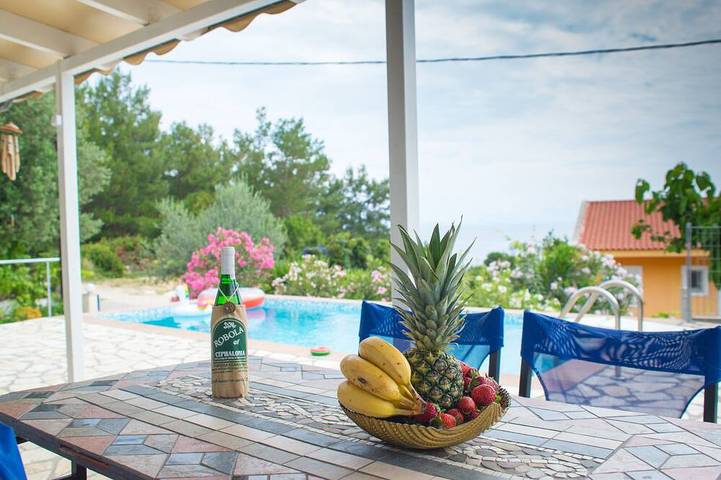 Gîte pour 4 personnes, avec Balcon et Jardin