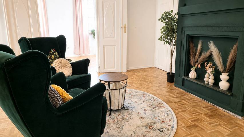 Ganze Wohnung, Großzügige 120m² Wohnung im Stadtzentrum von Gera in Gera, Ostthüringen