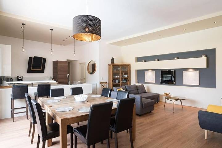 Location de vacances pour 6 personnes, avec jardin ainsi que piscine et terrasse à Castelnau-de-Guers - 3