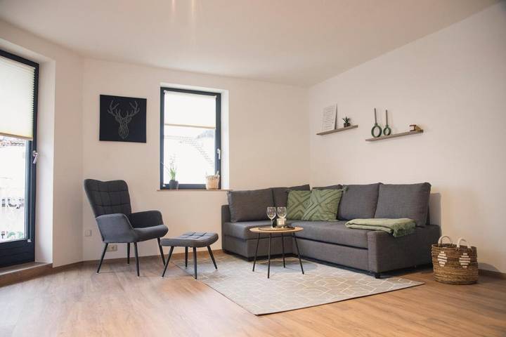 Ferienwohnung für 4 Personen, mit Balkon und Ausblick - 1