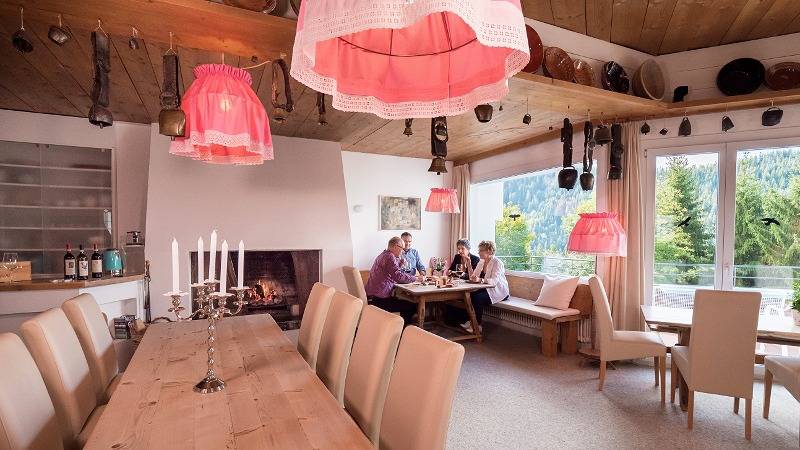 Haus am Waldrand - Einzelzimmer / Apartment in Flims-Dorf, Flims