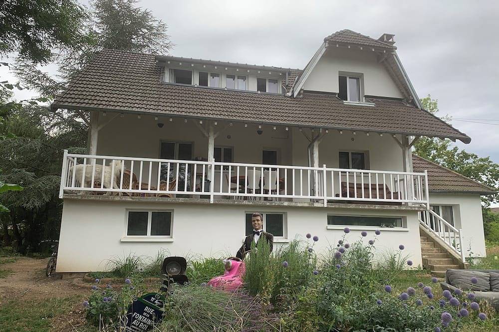 Apartamento entero, Appartement Dans Maison Familiale en Bord de Marne. 15 de Disney et 20 de Paris in Lagny-sur-Marne, Sena y Marne