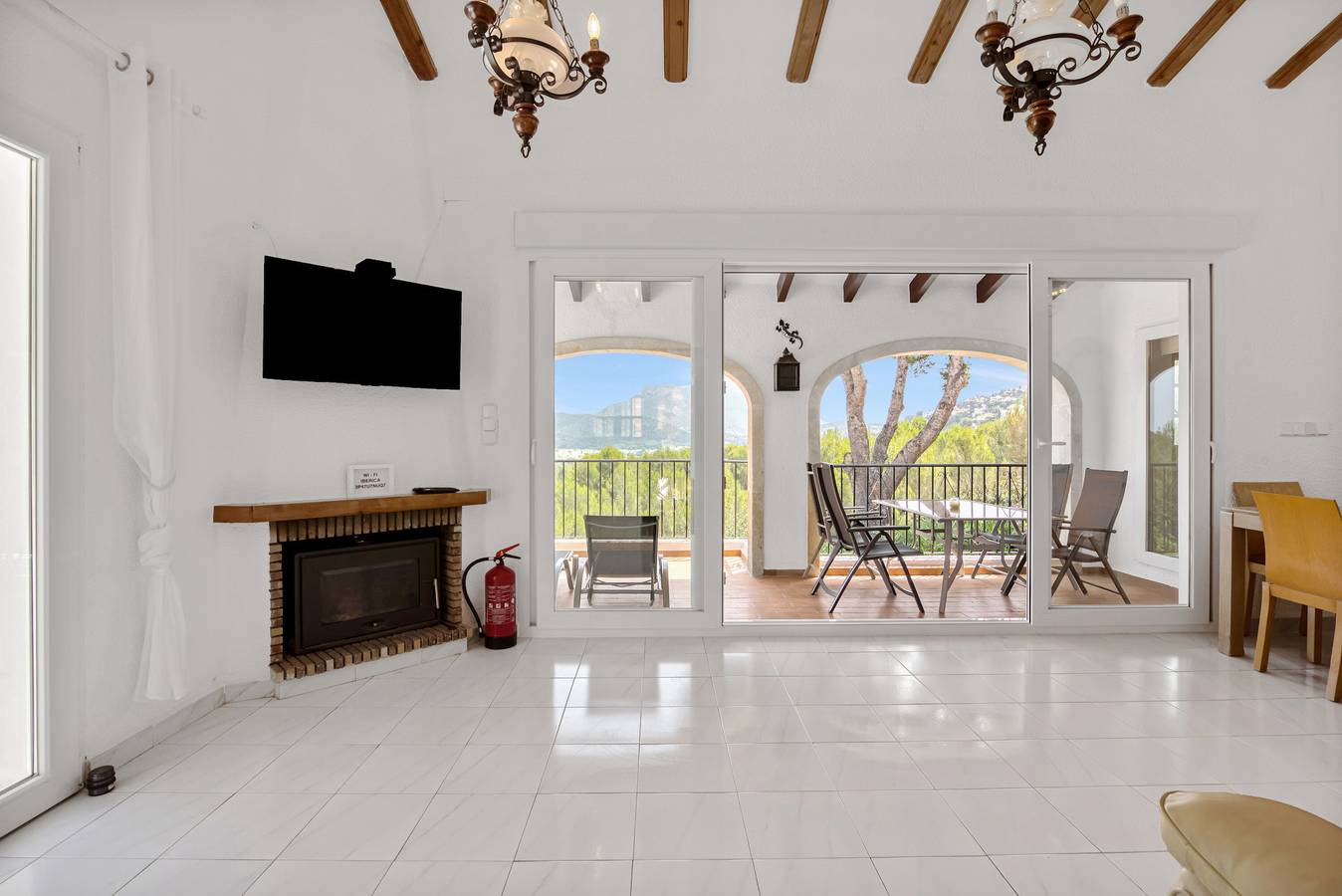 Villa 'Casa Ciara' avec vue sur la mer, Wi-Fi et climatisation in La Sella, Pedreguer