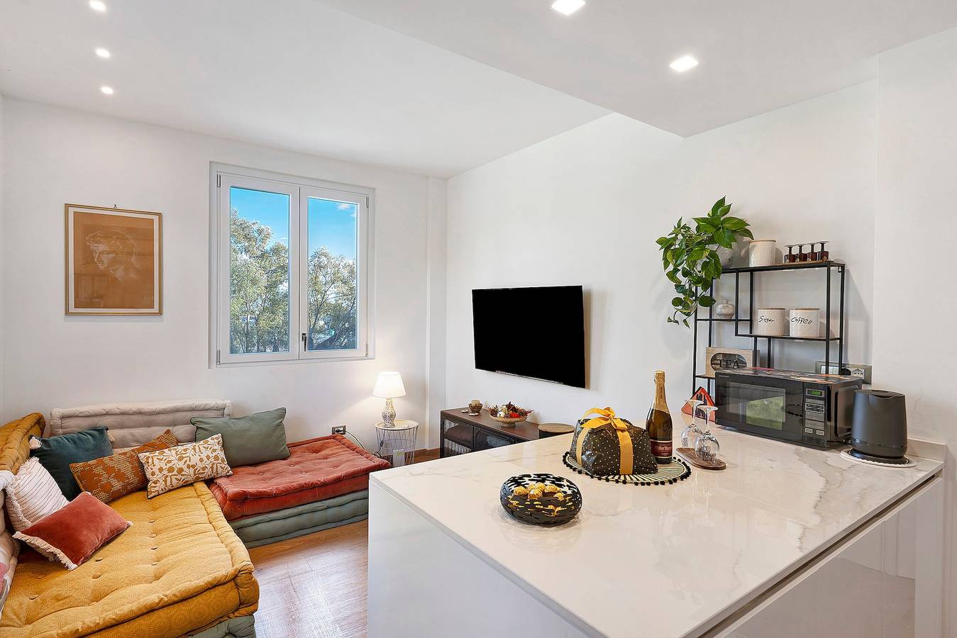 Ganze Wohnung, Apartment „Citrus Garden“ mit Bergblick, Wlan und Klimaanlage in Cisano sul Neva, Riviera di Ponente