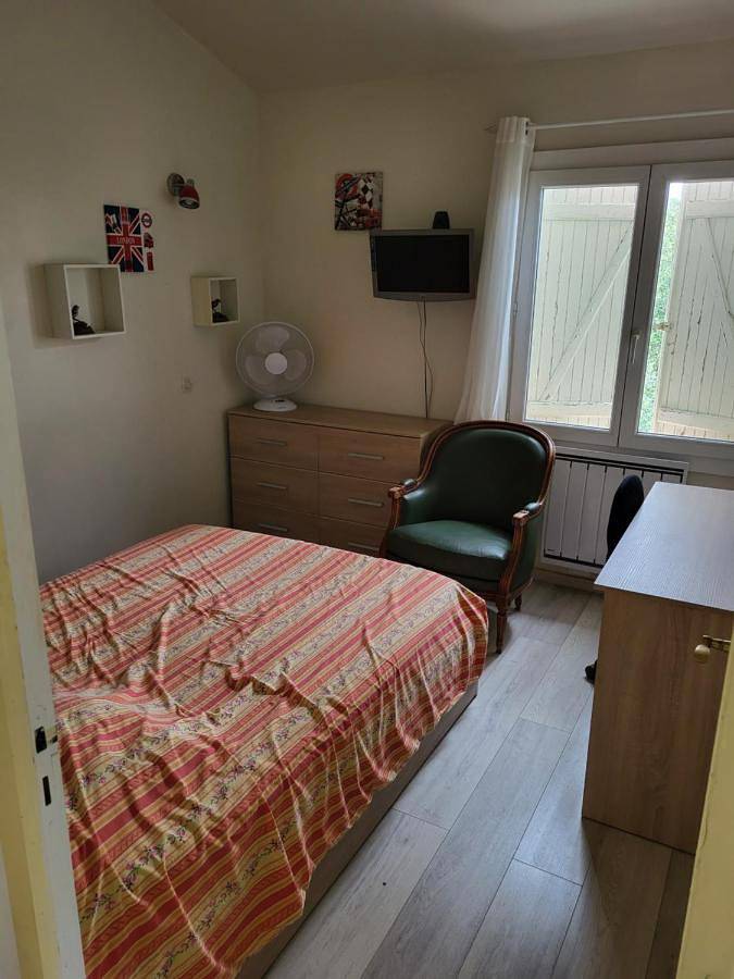 Villa pour 5 personnes, avec vue ainsi que piscine et terrasse à Vidauban - 4
