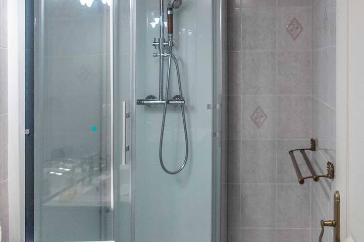 Location de vacances pour 3 personnes, avec jardin à Le Broc - 4