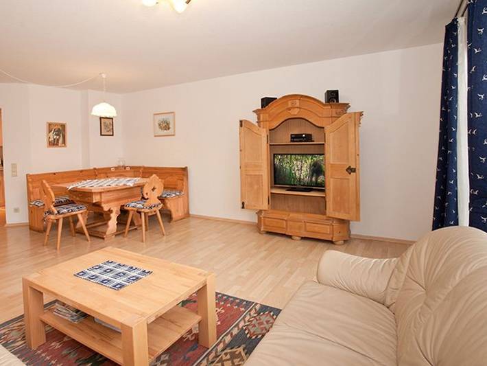 Ferienwohnung für 4 Personen, mit Balkon, kinderfreundlich in Nesselwang - 2