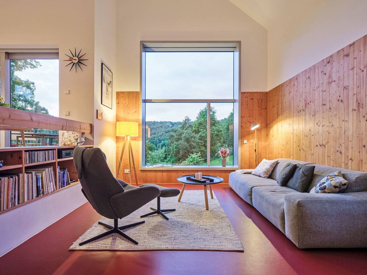 Moderner Holzhausneubau in der Eifel in Schutz, Vulkaneifel