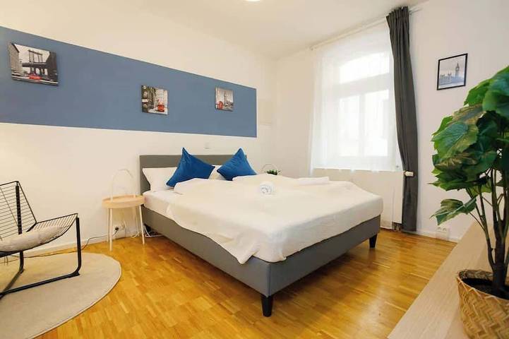 Appartement entier, Fullhouse Studios | London Apt. in Halle, Saale-Unstrut
