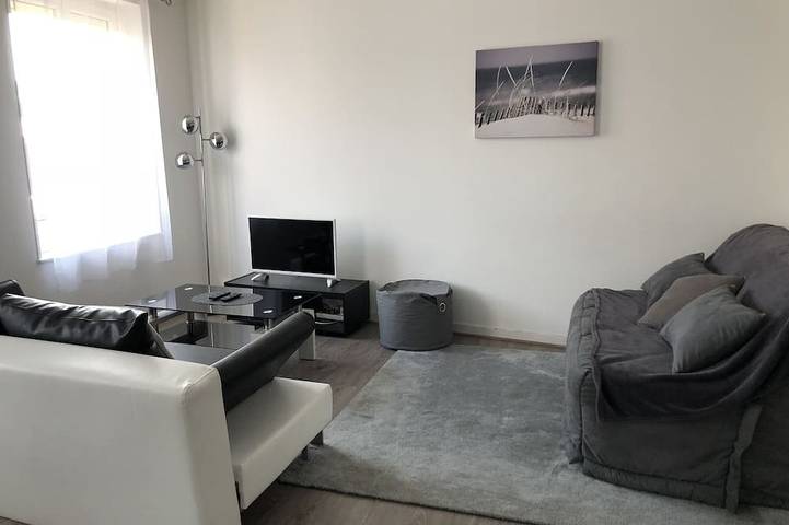 Appartement entier, Bel Appart A 2 Pas De La Plage / Near To The Beach! in Falaises d'Etretat, Étretat