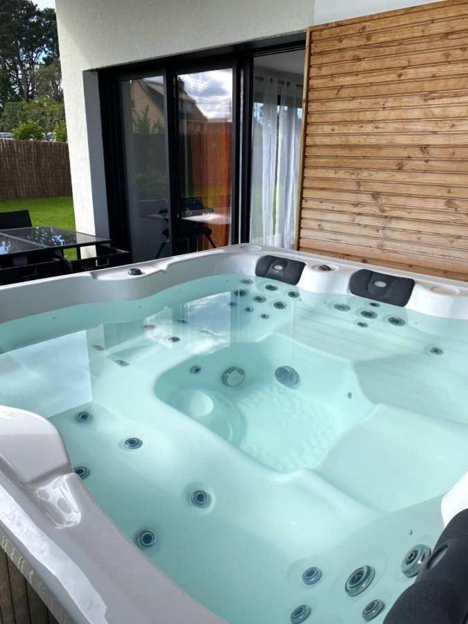 Villa pour 8 personnes, avec jacuzzi et jardin à Carantec - 2