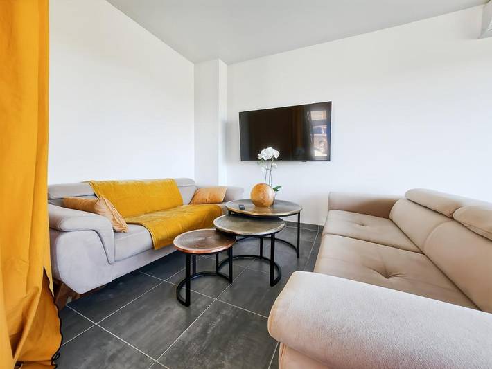 Location de vacances pour 10 personnes, avec jardin à Villiers-sur-Morin - 3