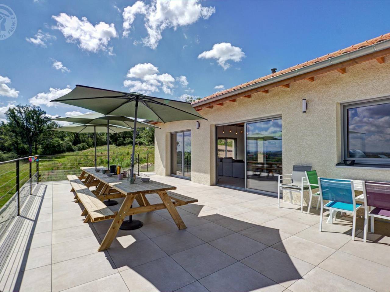 Charmantes renoviertes Haus mit beheiztem Pool in Sail-les-Bains, Roanne und Umgebung
