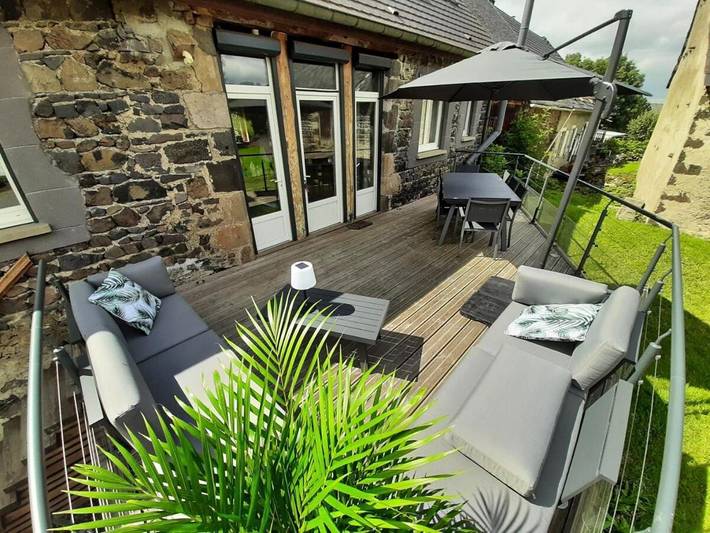 Location de vacances pour 10 personnes, avec terrasse et vue à Ceyssat - 3