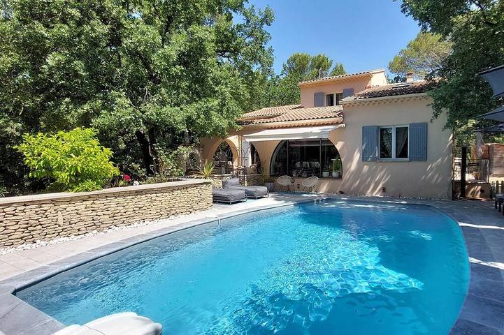 Villa pour 10 personnes, avec Balcon et Jardin à L'Isle-sur-la-Sorgue - 2