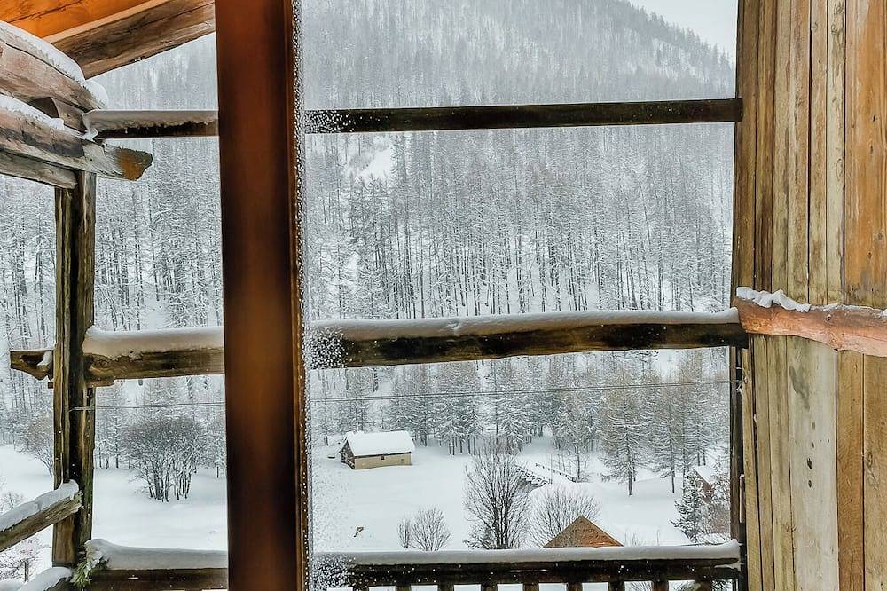 Ganze Wohnung, Appartement Face Pistes Départ Toutes Activités Dans Petit Village du Queyras in Molines-en-Queyras, Queyras