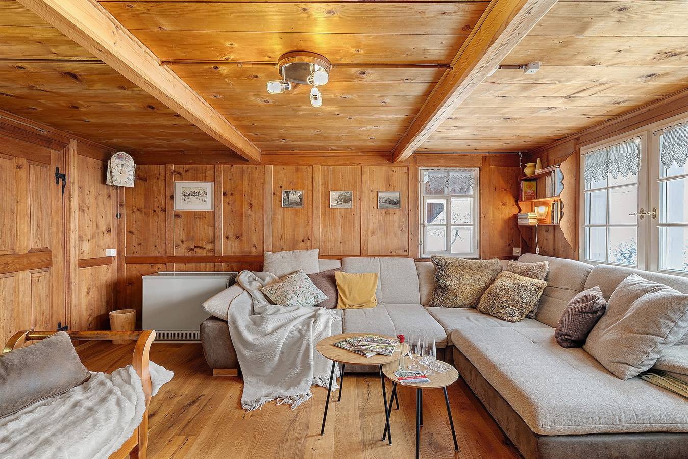 Ganze Wohnung, Apartment „Berghüsli Heiterswil“ mit Bergblick, privater Terrasse und Garten in Wattwil, Kanton St. Gallen