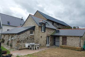 Gîte pour 4 personnes, avec jardin à Saint-Carné