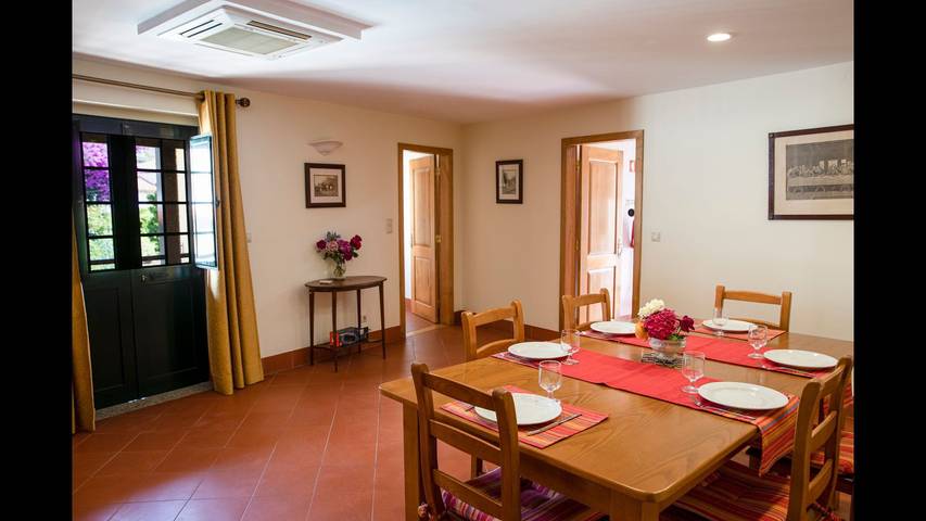 Location de vacances pour 6 personnes, avec terrasse et piscine à Lamego - 3