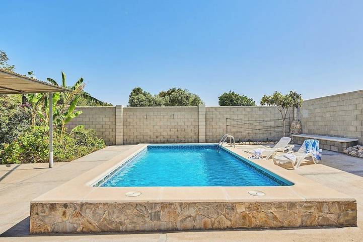 Villa for 12 people, with Garden in Jerez de la Frontera