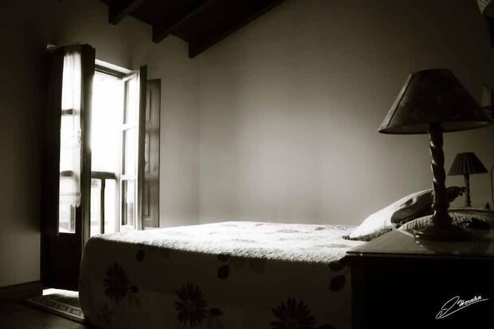 Casa Peña Careses for 4 people in Siero, Costa Verde (Spain)