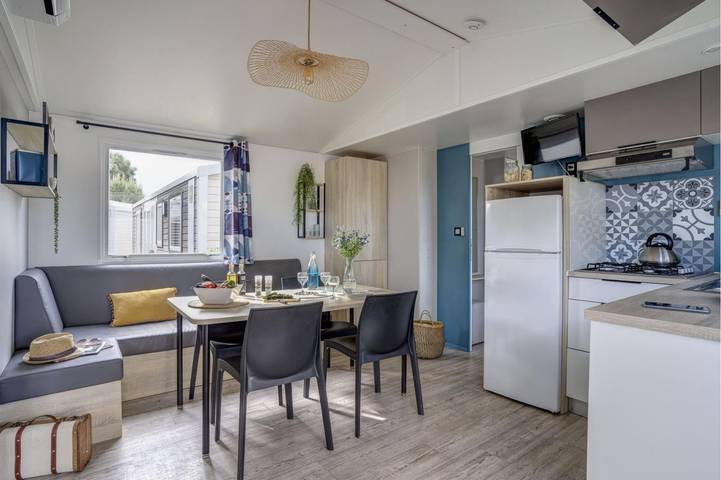 Mobil home pour 7 personnes, avec jardin ainsi que piscine et terrasse, adapté aux familles à Portiragnes - 4