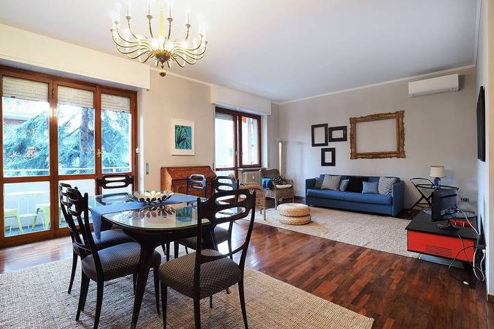 Location de vacances pour 7 personnes, avec balcon à Milan