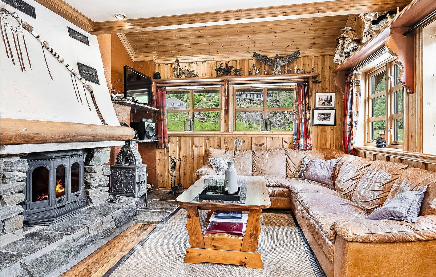 Ferienhaus für 8 Personen mit Garten in Etne