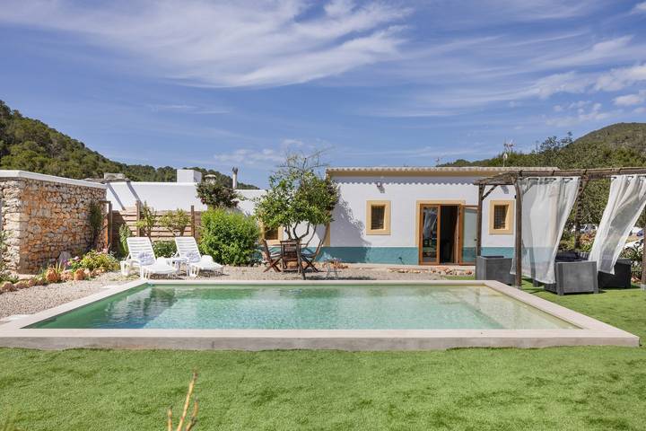 Finca für 4 Personen, mit Garten auf Ibiza