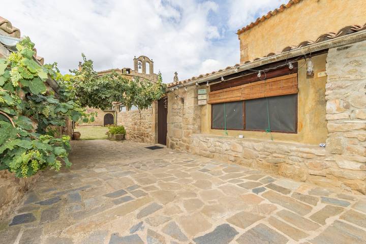 Casa rural para 6 personas, con jardín, Familias con niños en Solsonés - 2